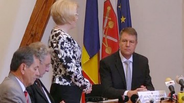 Iohannis şi-a dat demisia din funcţia de primar al Sibiului